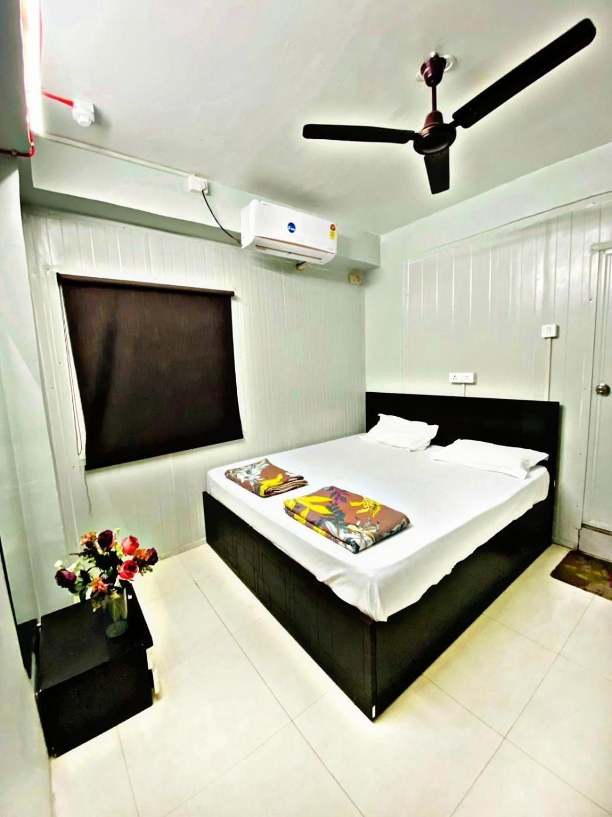 Homestay Ac Dormitory Ню Делхи Екстериор снимка