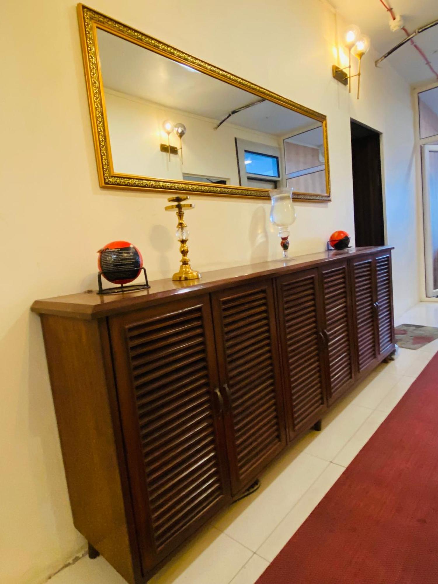 Homestay Ac Dormitory Ню Делхи Екстериор снимка