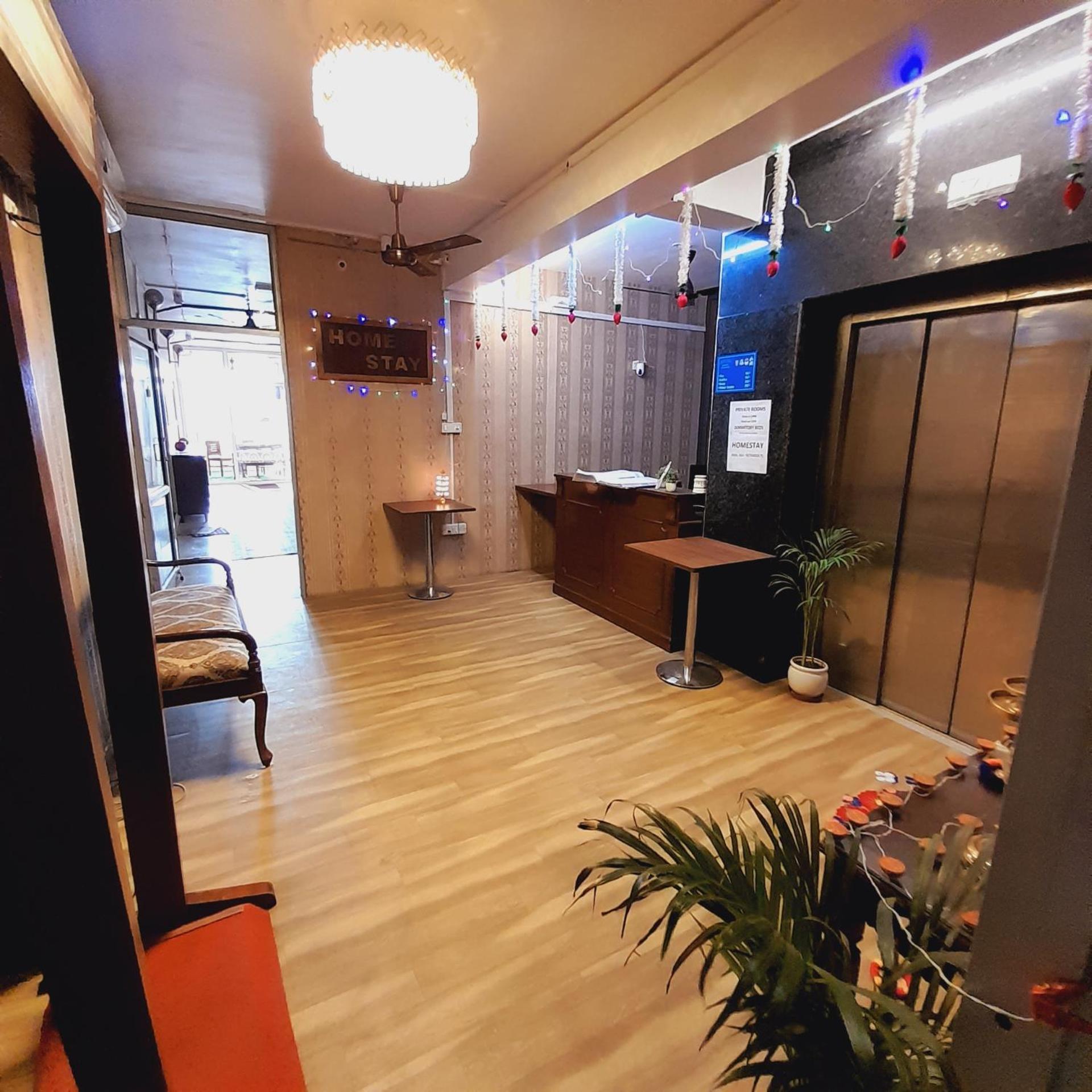 Homestay Ac Dormitory Ню Делхи Екстериор снимка