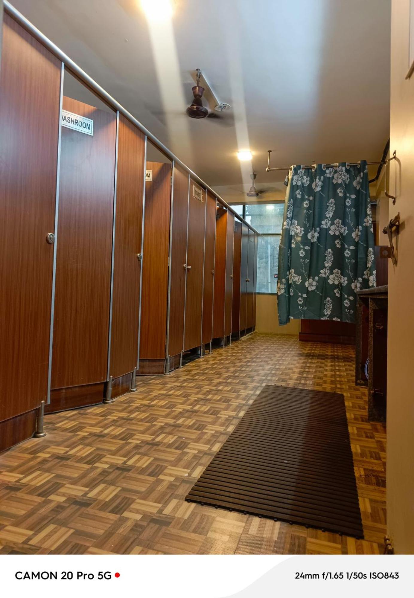 Homestay Ac Dormitory Ню Делхи Екстериор снимка