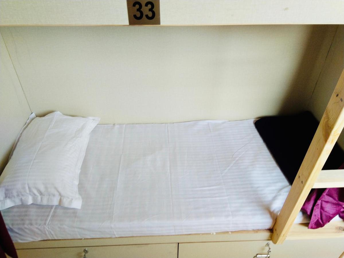 Homestay Ac Dormitory Ню Делхи Екстериор снимка
